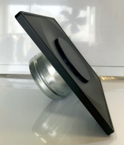 Zawór powietrzny czarny ASKV 100 » anemostat czarny kwadrat 100