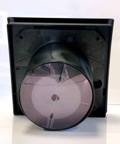 Czarny wentylator łazienkowy Cata Silentis 100 Standard