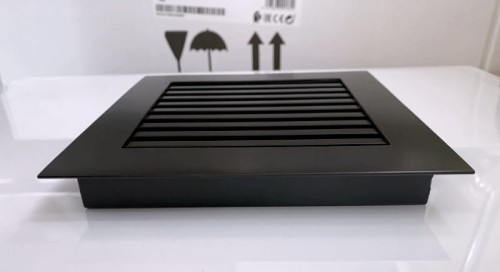 Kratka nierdzewna wentylacyjna czarna 14x14cm