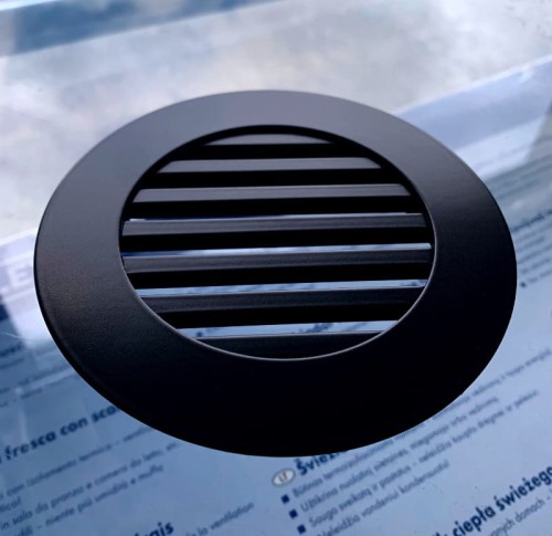 Kratka nierdzewna wentylacyjna czarna okrągła pręty 100mm. 