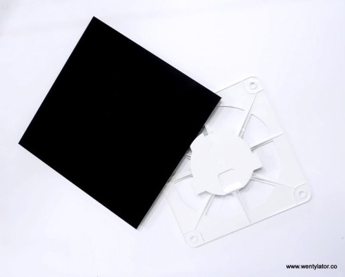 Kratka wentylacyjna czarna plexi połysk