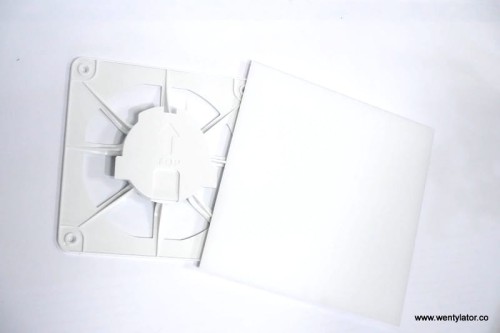 Kratka wentylacyjna biała plexi mat