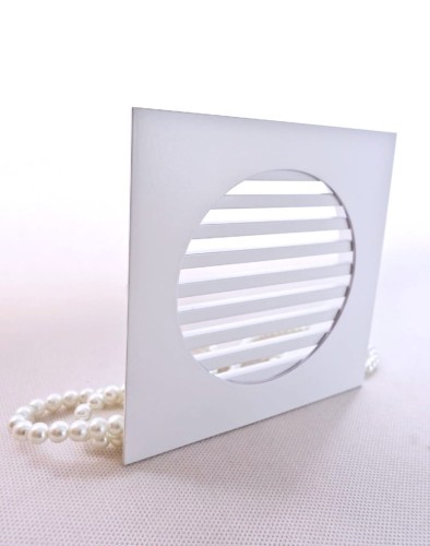 Kratka nierdzewna wentylacyjna KRO pręty biała