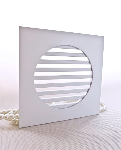 Kratka nierdzewna wentylacyjna KRO pręty biała