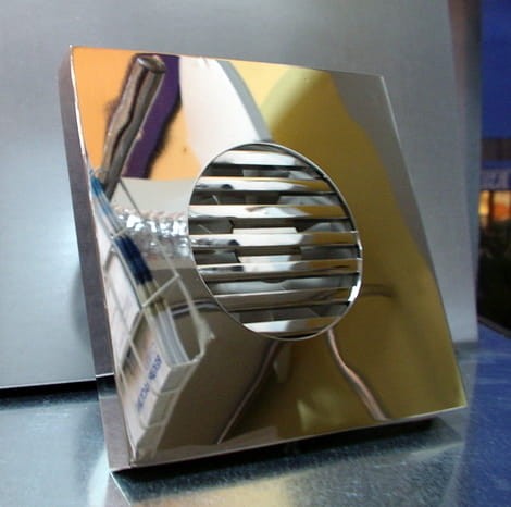 Srebrny nierdzewny front do wentylatora Silent 100 poler koło