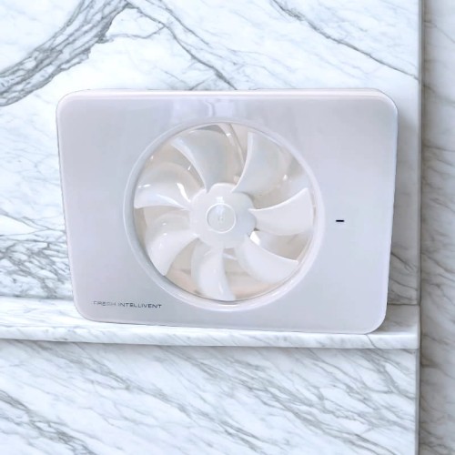 Cichy Wentylator łazienkowy Fresh Intellivent Biały