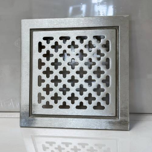 Kratka wentylacyjna koniczynka retro 14x14 aluminiowa surowa