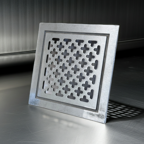 Kratka wentylacyjna koniczynka retro 14x14 aluminiowa surowa