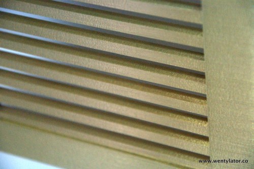 Kratka mosiężna wentylacyjna 14x14 pręty szlif + lakier