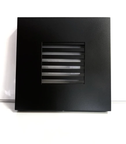 Czarny nierdzewny front do wentylatora Silent 100 kwadrat